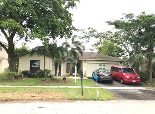 16936 Royal Poinciana Dr, Weston, FL 33326