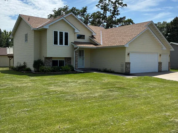 101 Hillside St, Big Lake, MN 55309