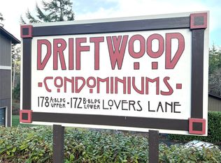 172 Lovers Ln APT B101, Eastsound, WA 98245