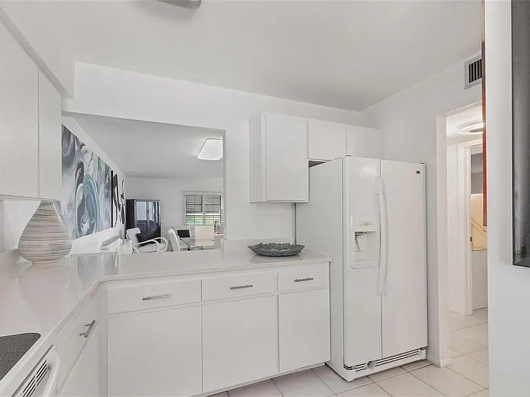 4660 Ocean Blvd #N1 — Photo 13