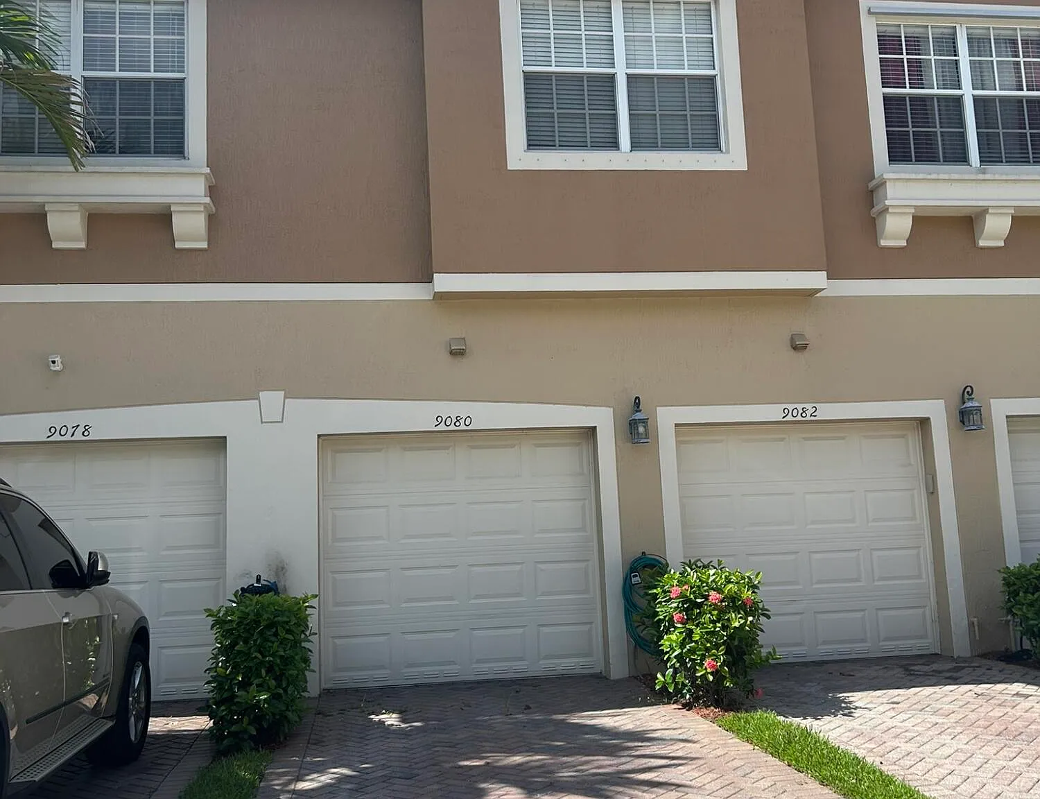 3 bed, 2.0 bath, 1417 sqft, $2,800 — Photo 1