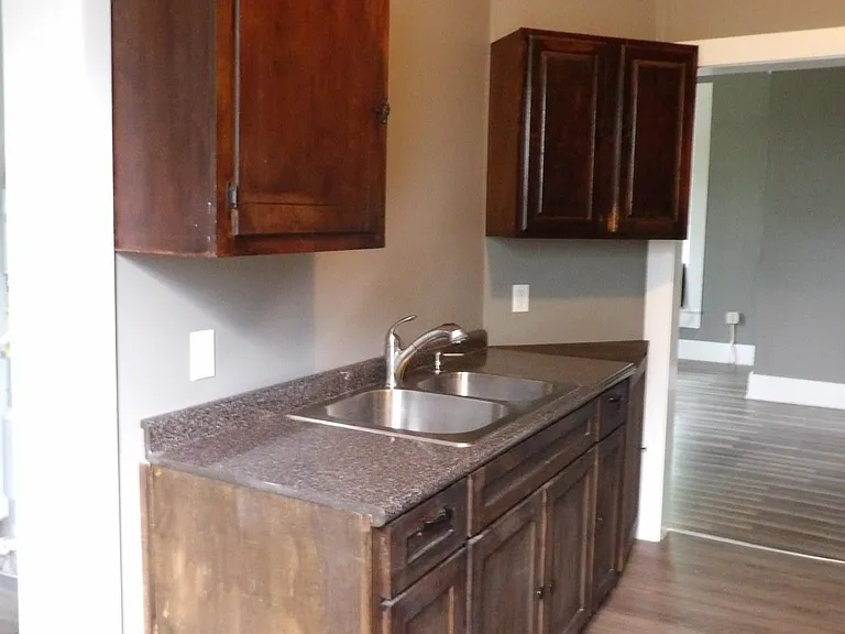 115 Ryan Dr — Photo 11