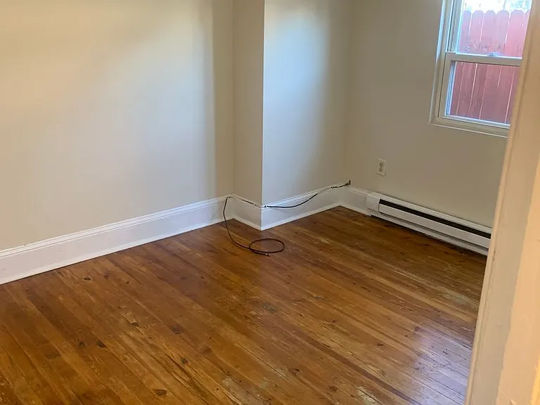 427 Sycamore Ave — Photo 12