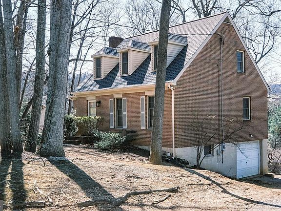 2nd image of 107 Richmond Rd