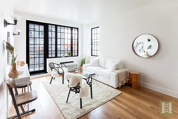 Rented by Halstead Real Estate | media 21