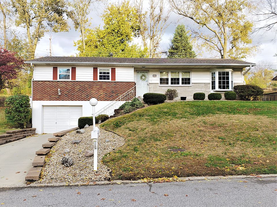 1st image of 14 Whiteside Dr