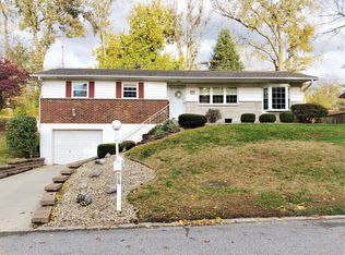 14 Whiteside Dr, Belleville, IL 62221