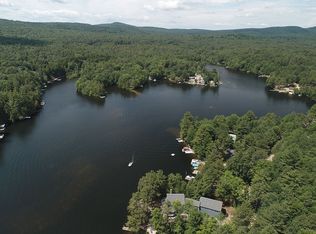 28 Windy Point Rd S, Sanbornville, NH 03872