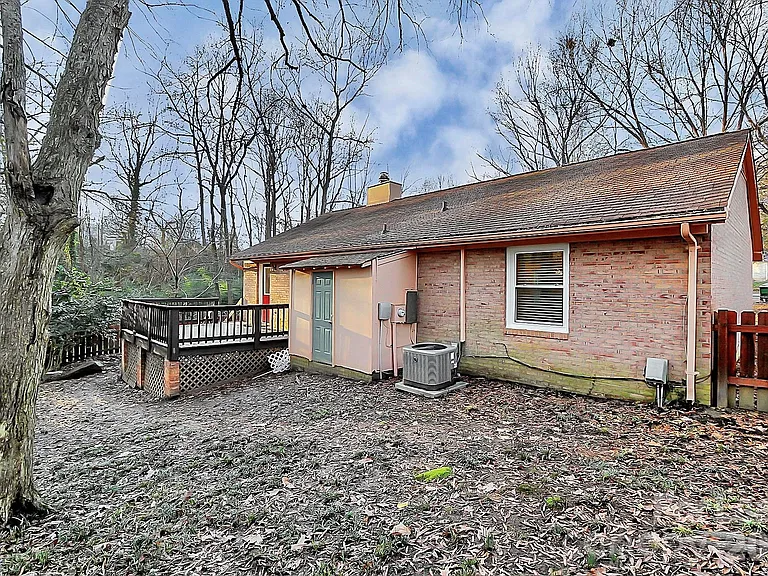 4743 Old Woods Rd — Photo 26