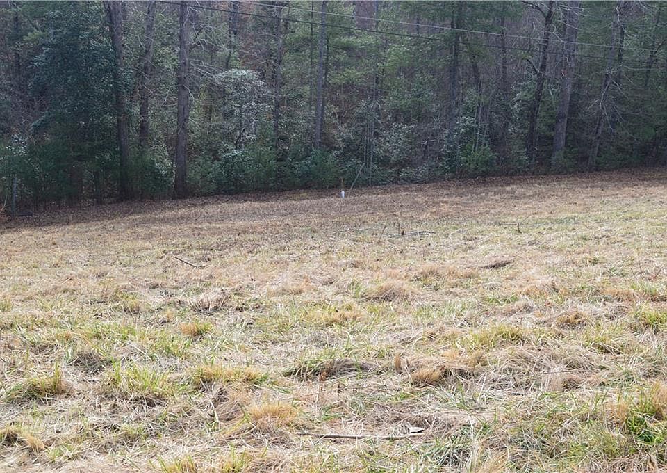2nd image of 1733 Greenbrooke Rd Lot 18