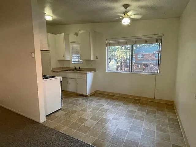 1 bed, 550 sqft, $1,650 — Photo 2