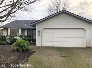 15810 NW Oak Hills Dr, Beaverton, OR