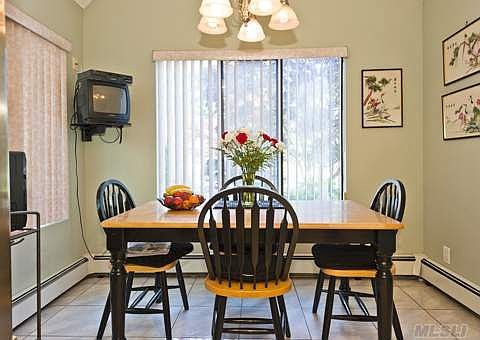 3rd image of 15 Rose Ct #15