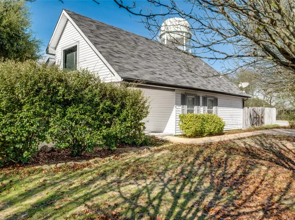 209 Trailwind St, Gun Barrel City, TX 75156