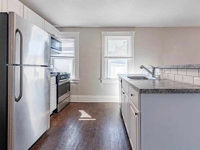 5515 Bridge Ave — Photo 4