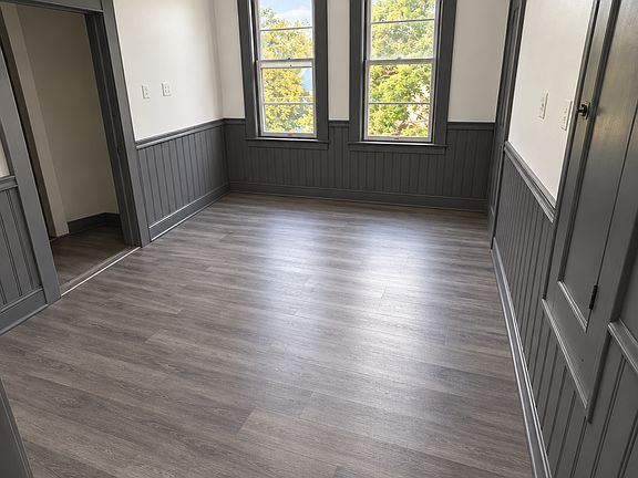 3rd image of 1912 N 27th St #1