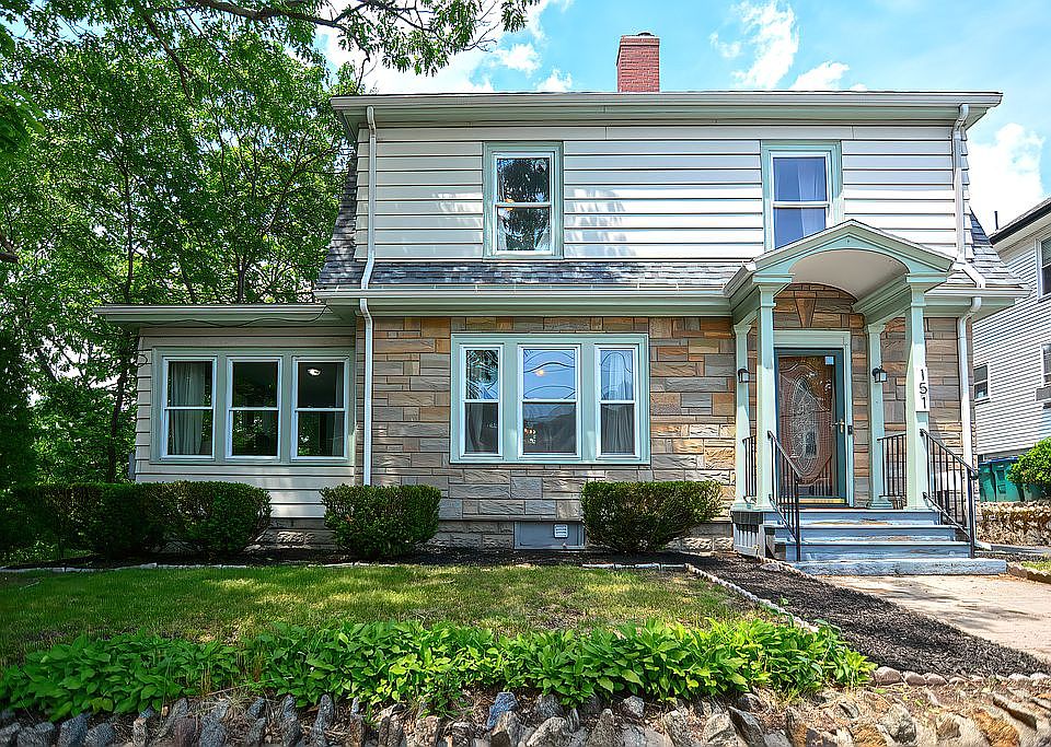 1st image of 151 Woodlawn St
