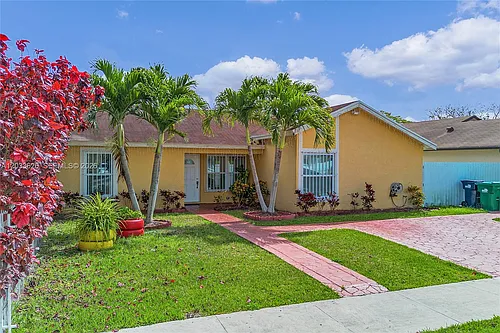 12622 SW 211th Ter Photo 1 12622 SW 211th Ter Photo 1