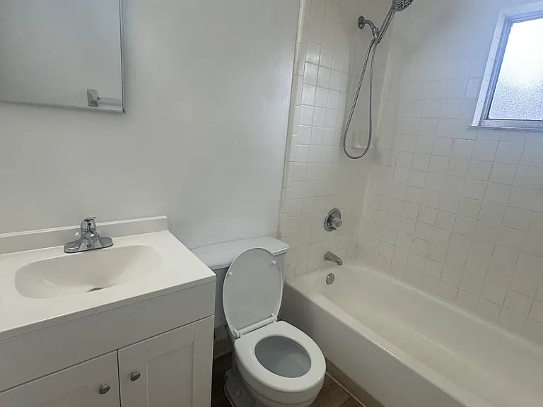 218 S Rossiter St #218 — Photo 4