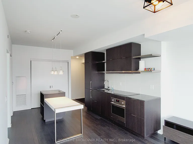197 Yonge St #1714 — Photo 14