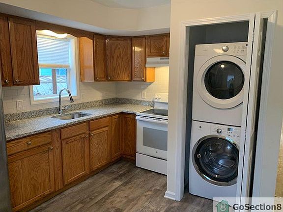 5th image of 2 Burritt Ave #B