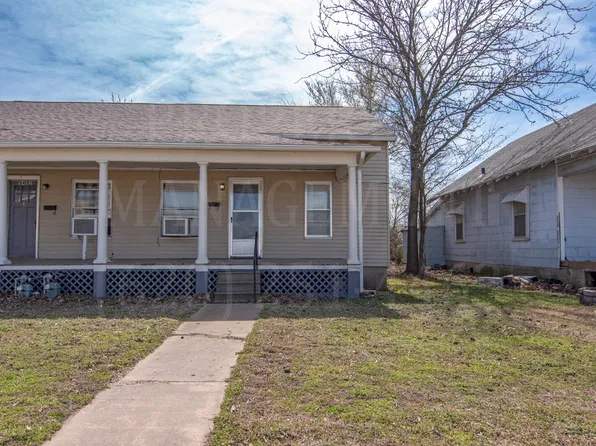 1413 W 5th St #B, Coffeyville, KS 67337