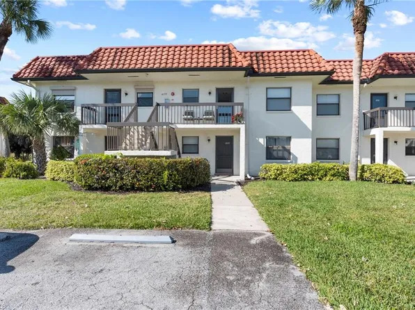 4198 27th CT SW #102, NAPLES, FL 34116