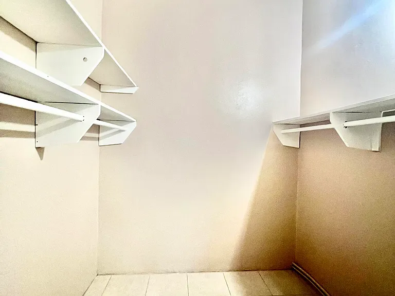 1K La Grange Ave — Photo 24