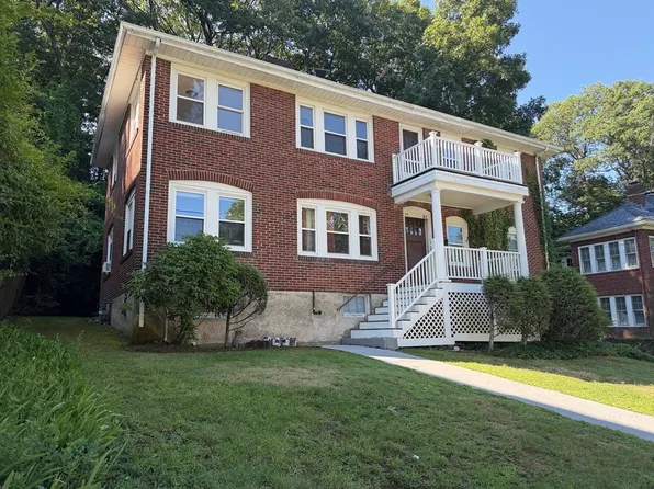 61 Westchester Rd Unit 61, Newton, MA 02458