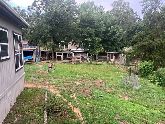 4th image of 133 Jailbird Ln