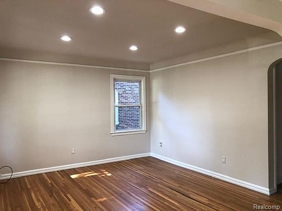 2nd image of 9541 W Parkway St