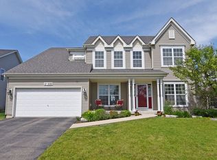 N558 Hampton Ct, Geneva, IL 60134