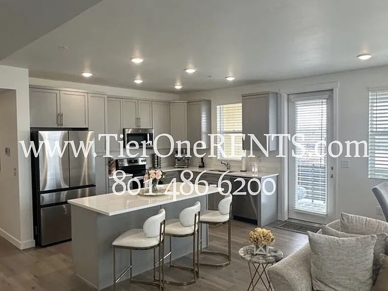 8358 S Sky Mirror Ln #301 — Photo 12