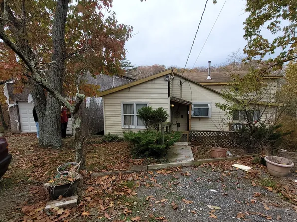 74 Luger Ln, Hedgesville, WV 25427