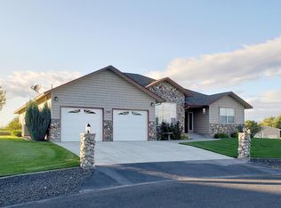 5502 Ryanick Rd, Kennewick, WA 99338