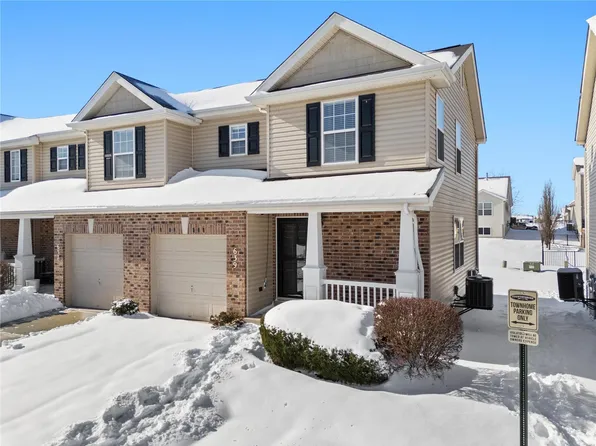 639 Country Village Dr, Lake Saint Louis, MO 63367