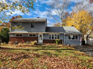 211 Denver Rd, Paramus Boro, NJ 07652