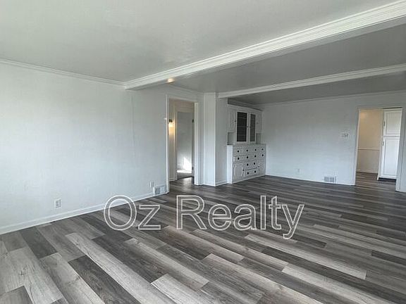 2nd image of 1466 Sunshine St