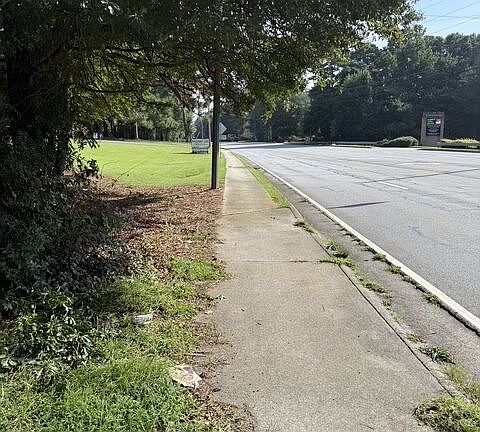 3rd image of 2500 Powder Springs Rd SW