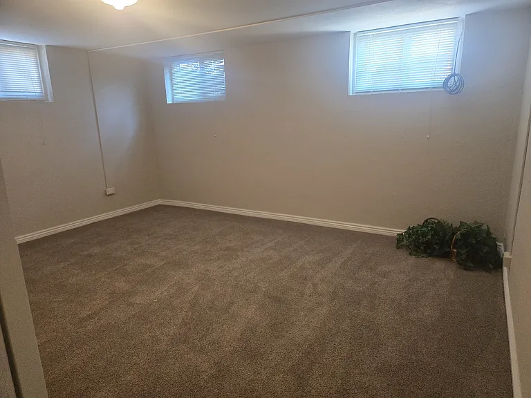 1630 Perry St #B — Photo 5