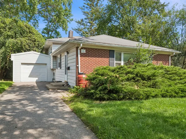 308 Southgate Dr, Northbrook, IL 60062