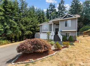 7212 E Manders Way, Port Orchard, WA 98366