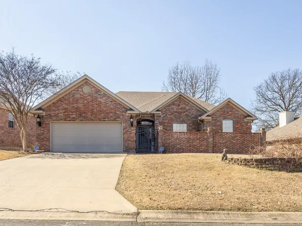 (undisclosed Address), Maumelle, AR 72113