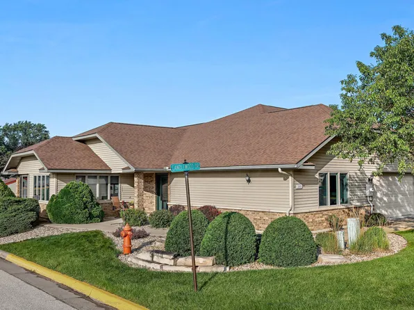 100 Candlewood Dr, Winona, MN 55987