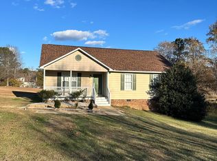 101 Holly Ranch Ct, Willow Springs, NC 27592