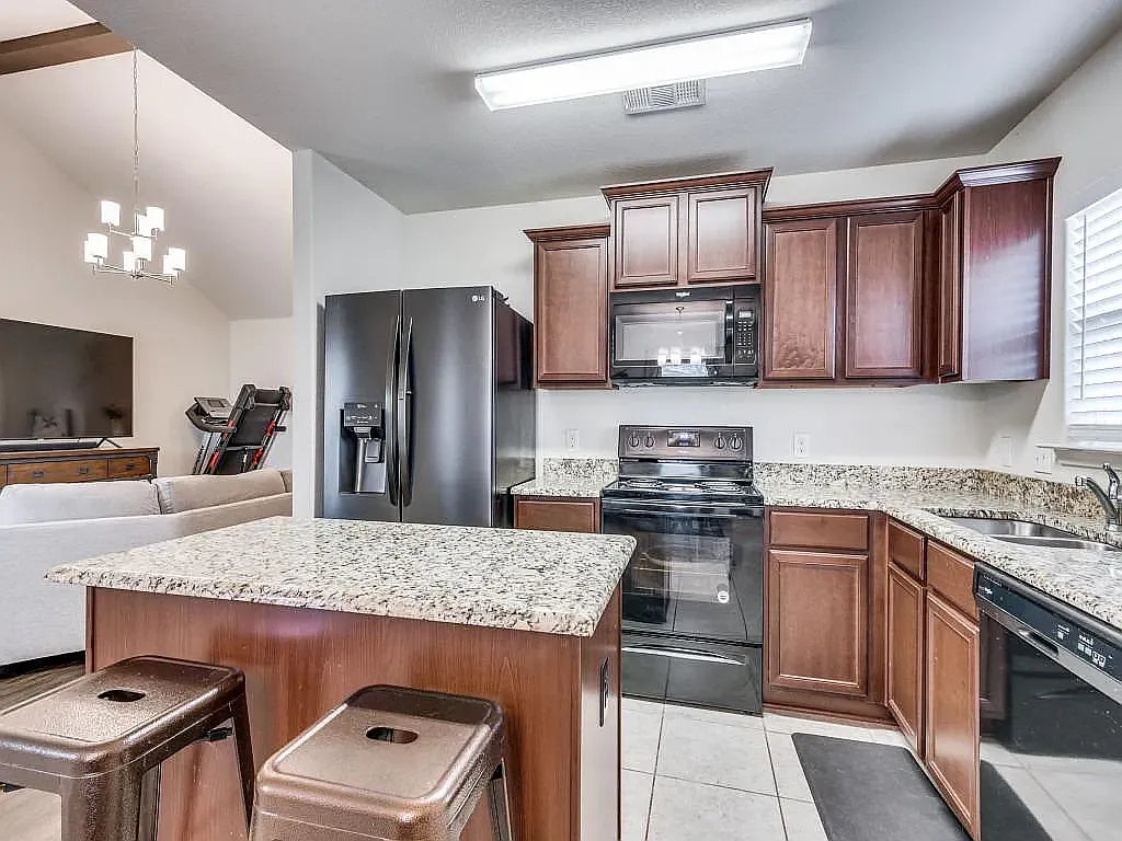 3 bed, 1655 sqft, $1,850 — Photo 4