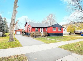 104 Main St E, Morristown, MN 55052