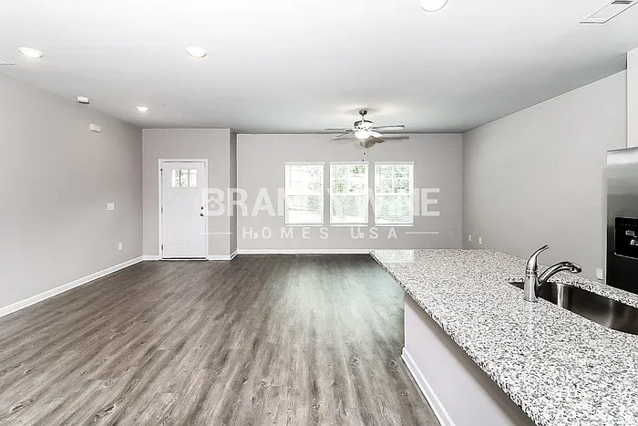 121 Windflower Way — Photo 8