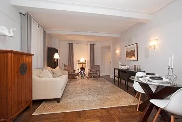 Sold by Modlin Group | media 1