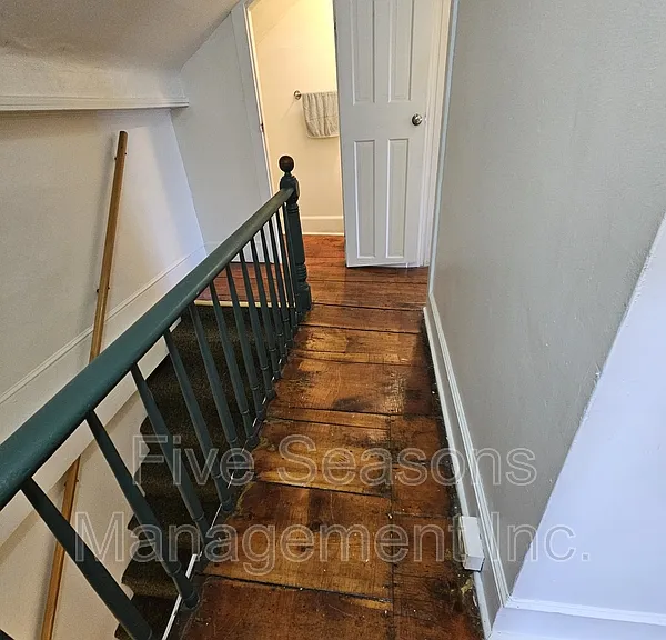 432 Colchester Ave — Photo 15